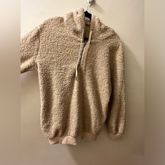 Teddy Bear Shearling Camel Hoodie - Picture 4 of 7